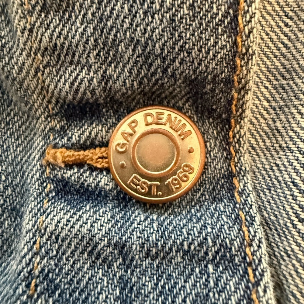 GAP Girls Classic Blue Jean Jacket - Picture 2 of 8